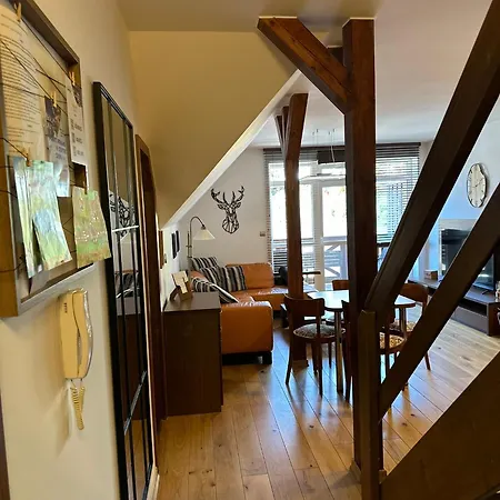 Mezonet Plesnivec Apartment *